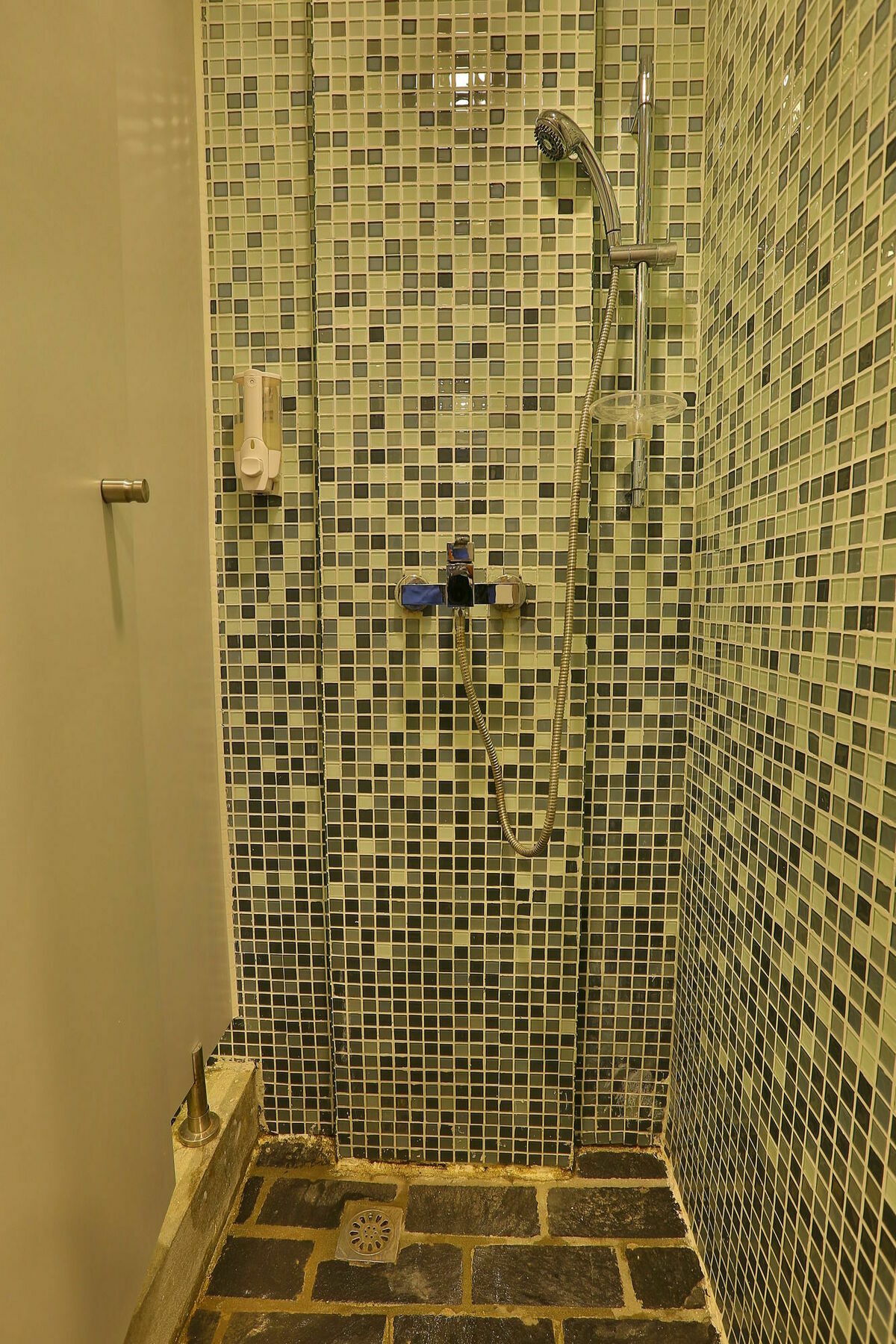 Hostel Scott @ 31St Street Rangun Zewnętrze zdjęcie